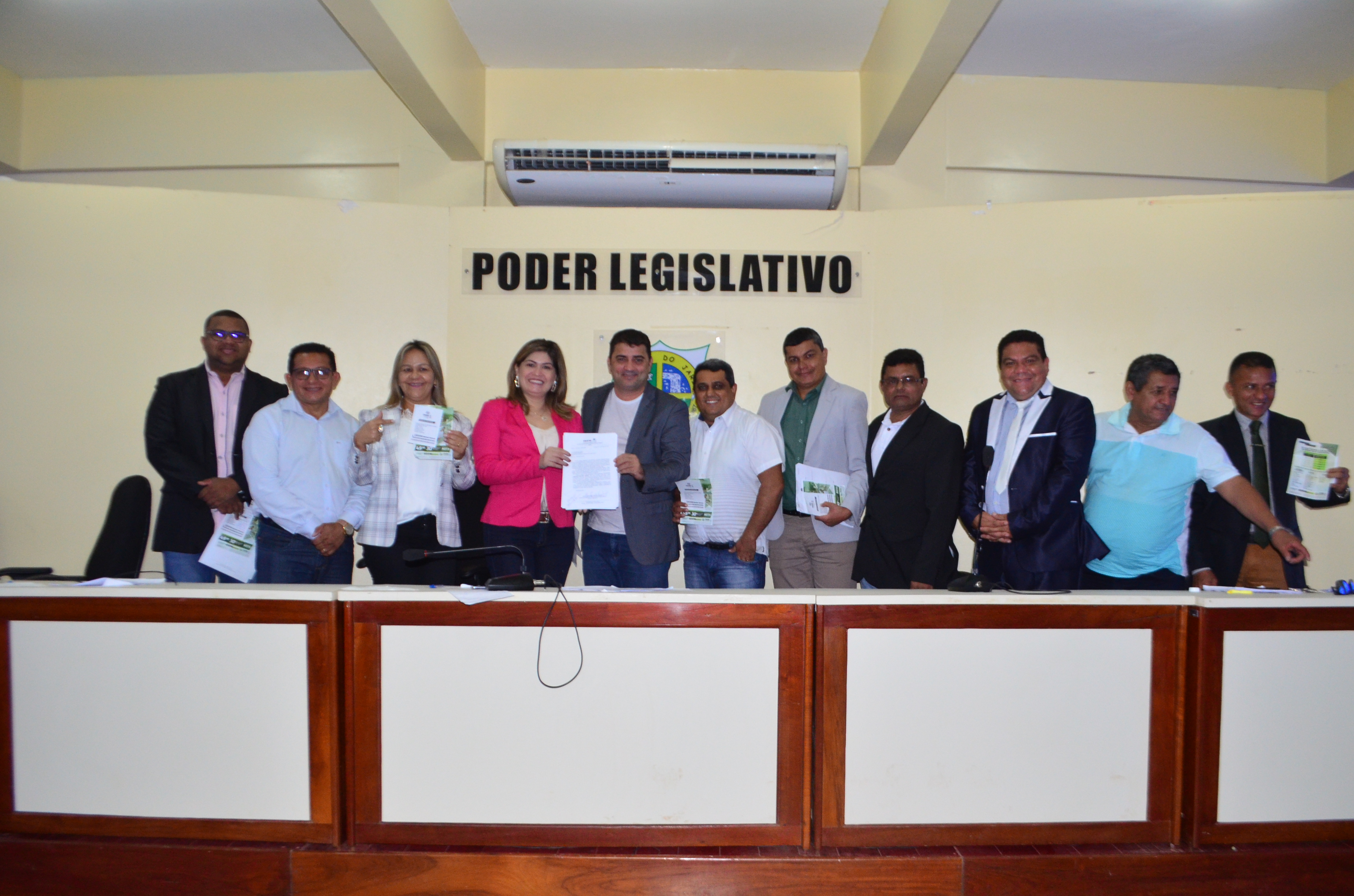 Prefeito Márcio Serrão participa da 6ª Sessão da Câmara Municipal